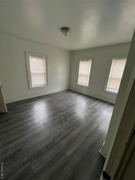 Building Photo - 49 Orange St