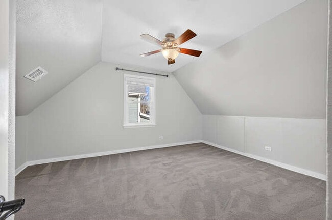 Building Photo - 4524 Washington St