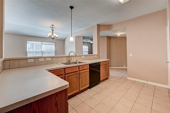 Building Photo - 17338 Turquoise Stream Dr