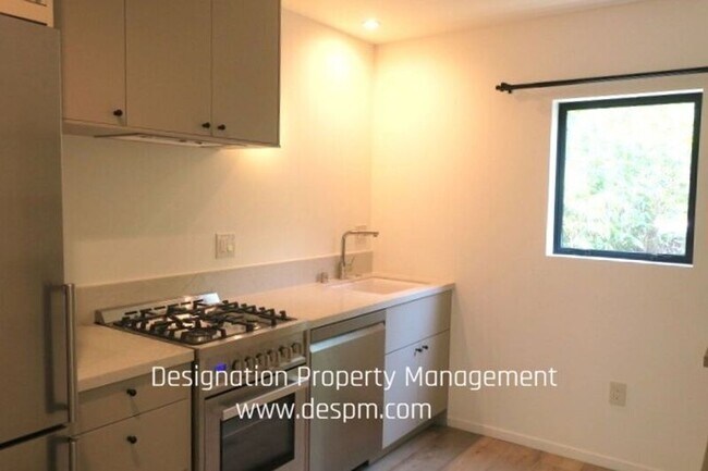 Building Photo - 3181 Verdugo Pl