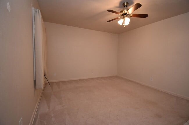 Building Photo - 4 Bed 2 Bath Home in Ruston
