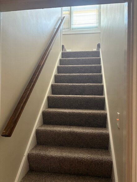 Building Photo - 4002 Massie Ave