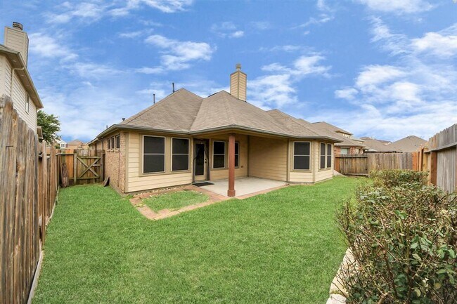 Building Photo - 4727 Sheila Dr