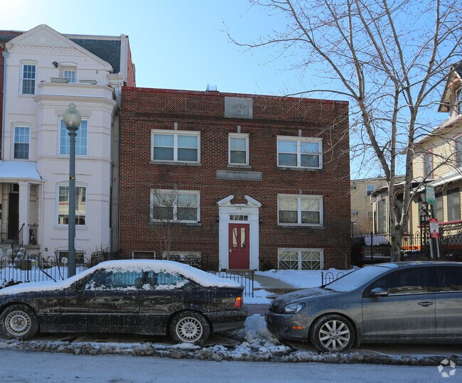 Building Photo - 216 T St NW