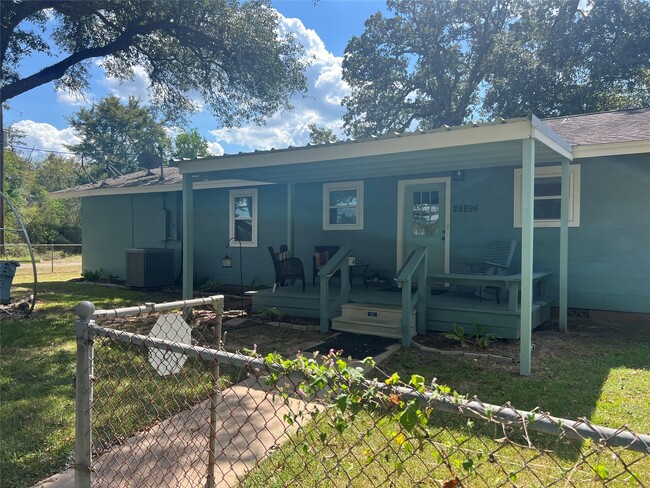 Building Photo - 28896 Waller Gladish Rd
