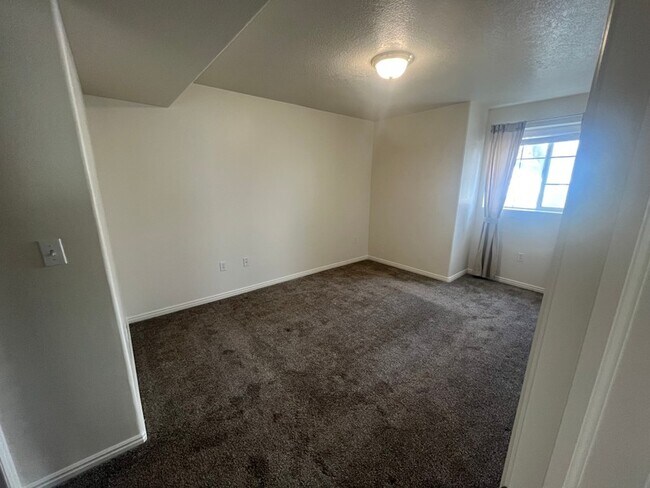 Building Photo - 1343 S 1110 W