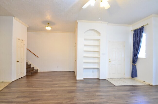 Building Photo - 2710 Grants Lake Blvd