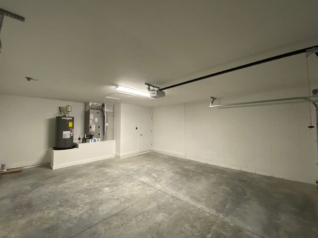 Building Photo - 4764 SW 139th Ln
