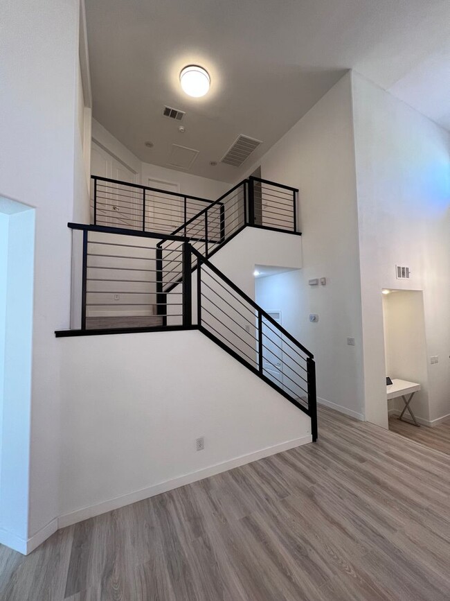 Building Photo - Summerlin 5 Bedroom with a Swimming Pool