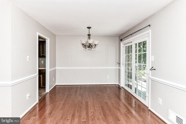 Building Photo - 4731 Carterwood Dr