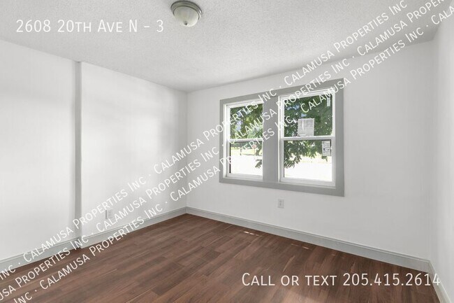 Building Photo - 2608 20th Ave N