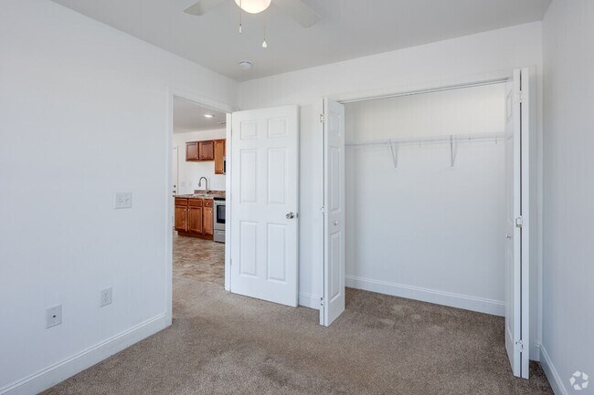 Building Photo - Hemingway Apartments