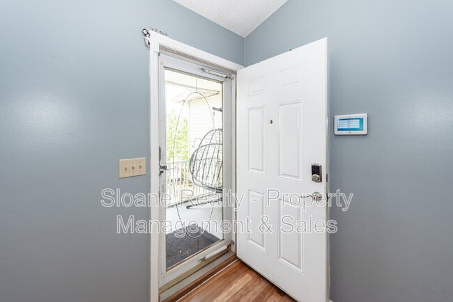 Building Photo - 5212 Elba Dr