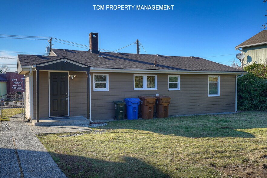 Building Photo - 8437 S M St