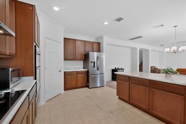 Building Photo - 712 Madalin Rue Ct