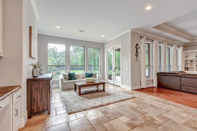 Building Photo - 6303 Star Light Ct