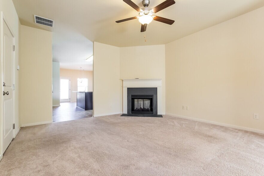 Building Photo - 1314 Little Hampton Dr