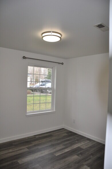 BR 2 - 3031 Pacific St