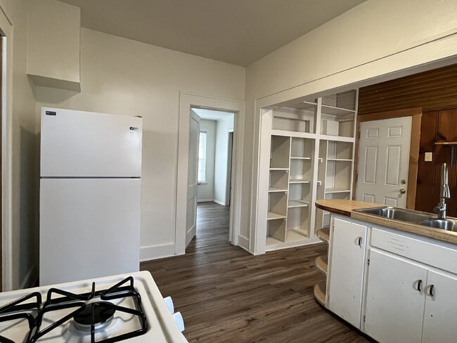 Building Photo - 2-Bed, 1-Bath House in Stillwater OK!"