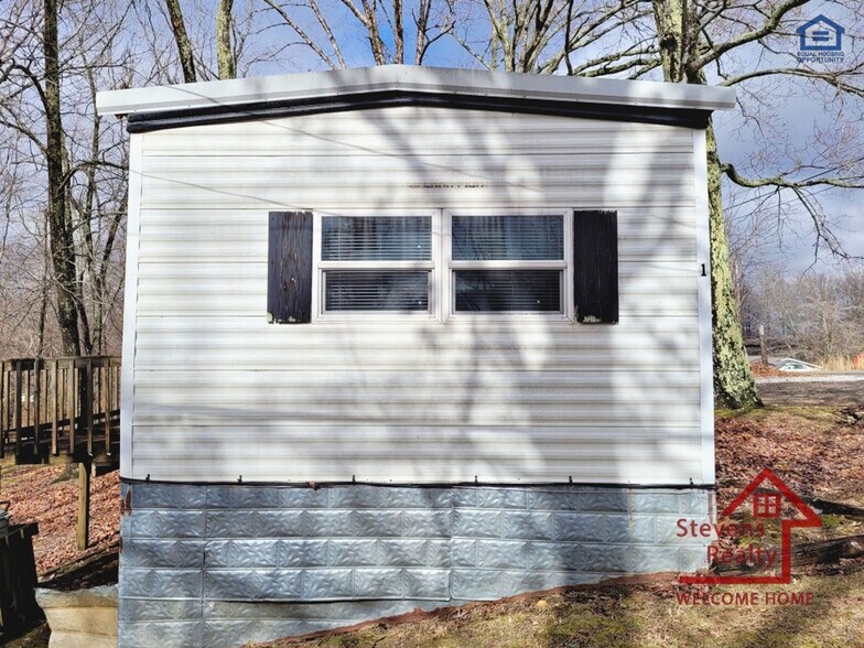 Building Photo - 271 C C Camp Rd