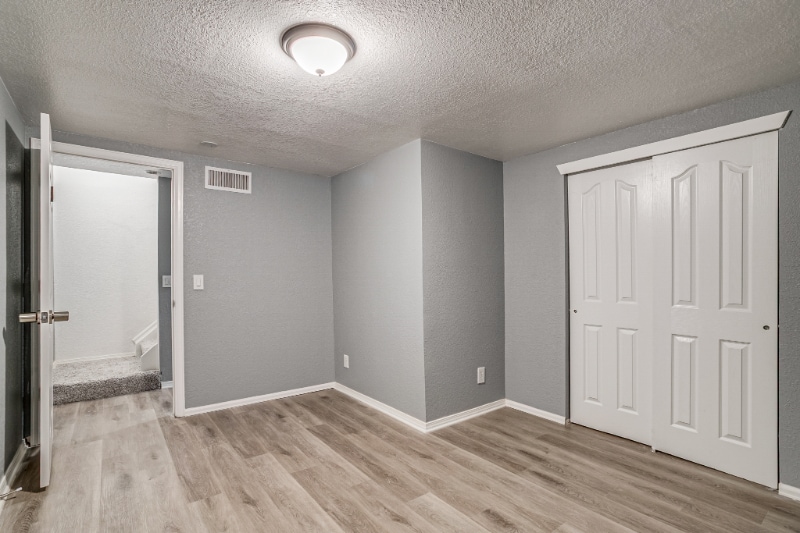 Primary Photo - 13031 Dexter St