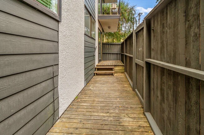 Building Photo - 6110 24th Ave NW