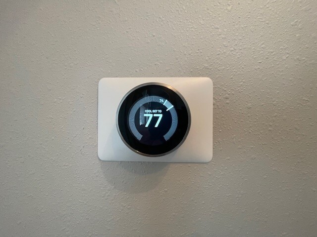 Building Photo - 8519 Babbling Brook Ct