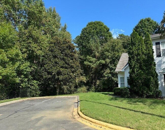 Parking - 2488 Ryerson Ct