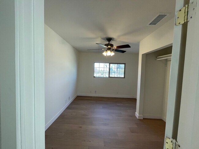 Building Photo - 4 bedroom with Solar!