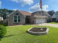 Building Photo - 1902 Mistral Ln E