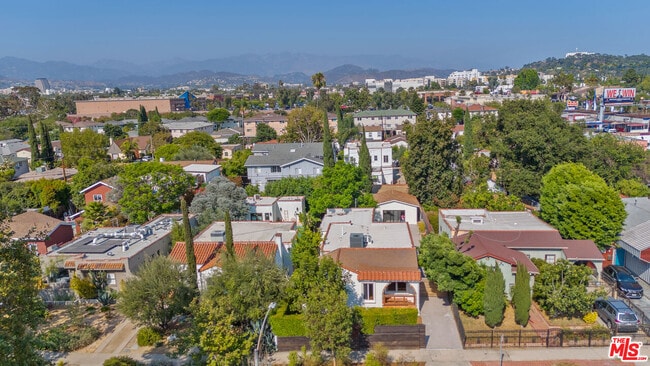 Building Photo - 4031 Edenhurst Ave