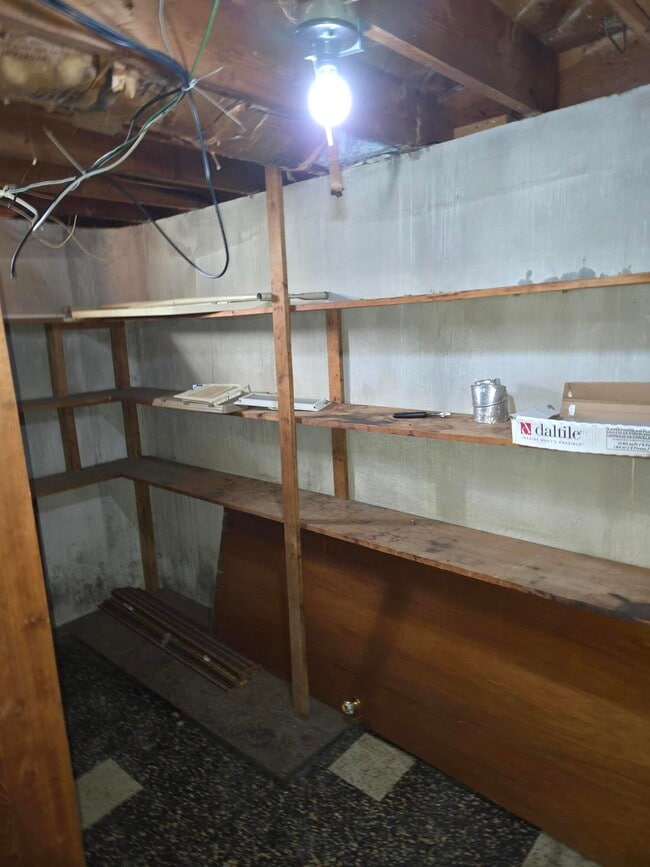 Building Photo - 27294 W Pleasant Ridge Dr