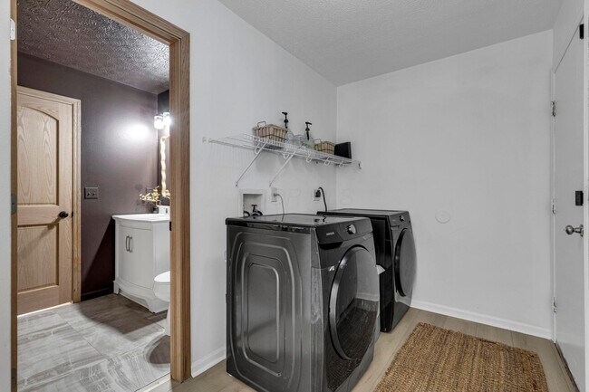 Building Photo - 2639 Berber St