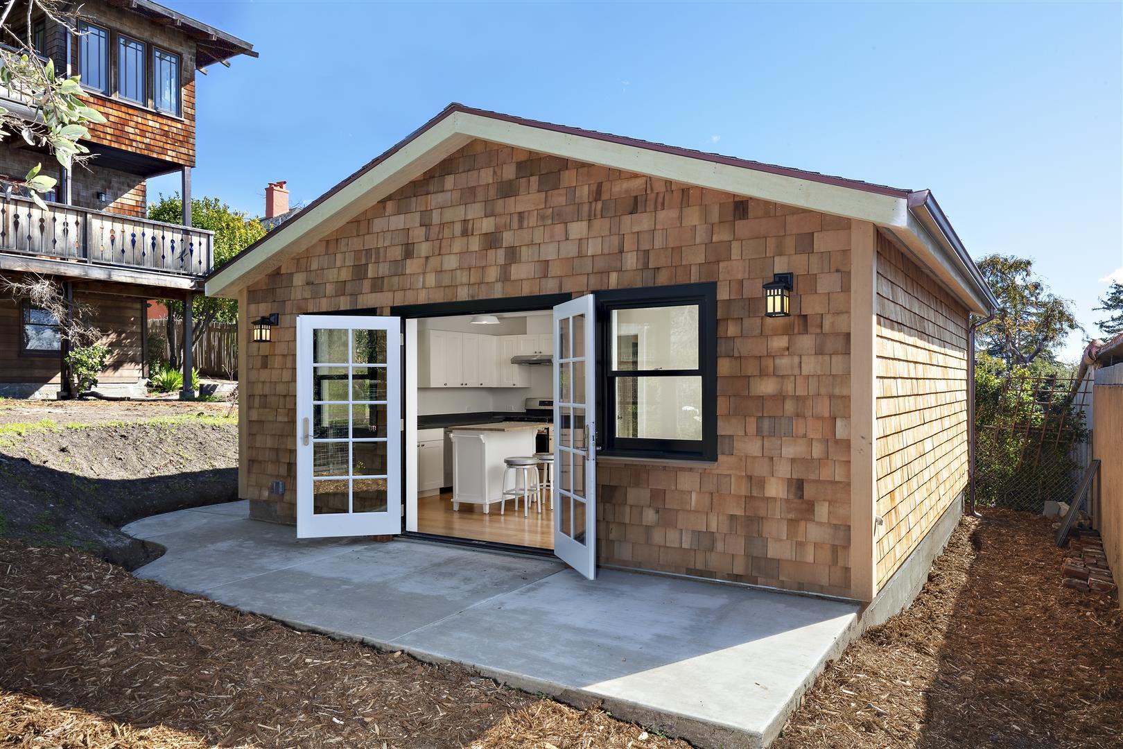 Building Photo - 1516 Le Roy Ave