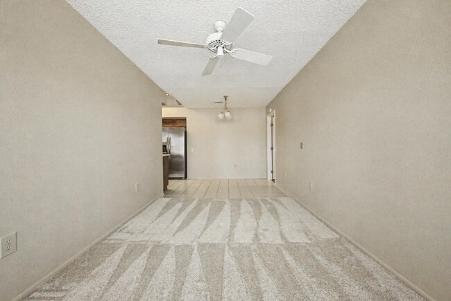 Building Photo - 14222 W Yosemite Dr