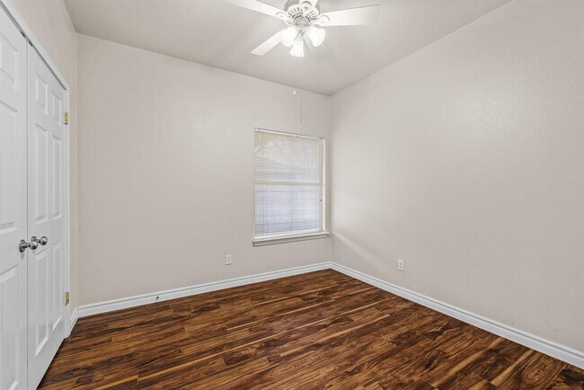 Building Photo - 8703 Weiser Dr