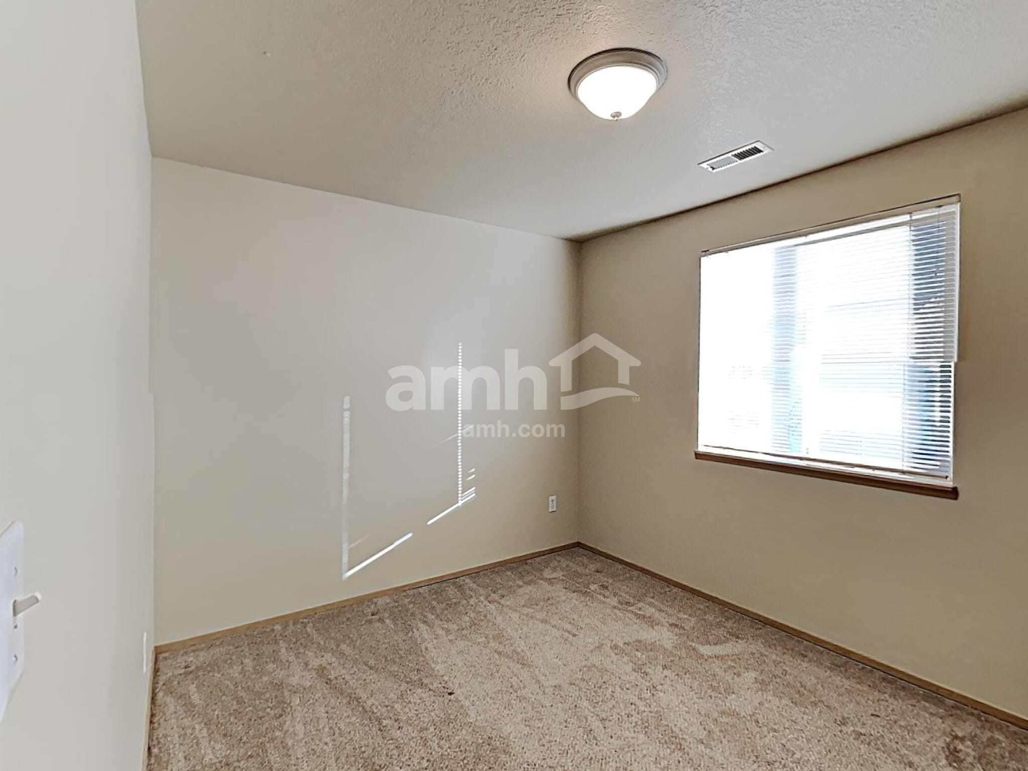 Building Photo - 16979 SW Steele Way