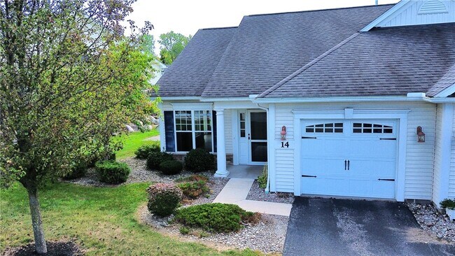 Building Photo - 0 Traditions Pl