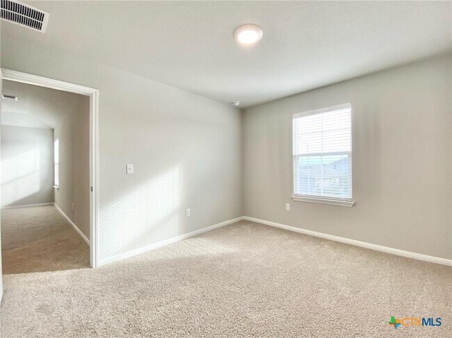 Building Photo - 3012 Tweedy Trail