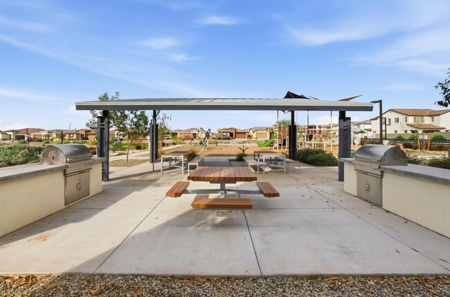 Building Photo - 3251 S Lotus