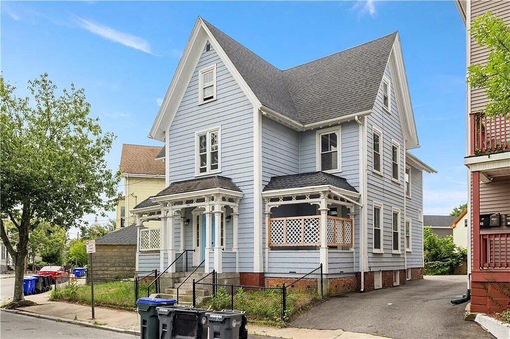 Front of house - 138 Jewett St