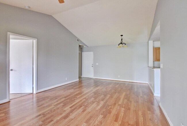 Building Photo - 5701 Riverside Dr