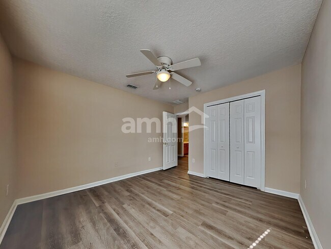 Building Photo - 3108 Silverado Cir