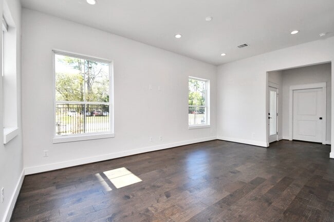 Building Photo - 5418 Wheatley St