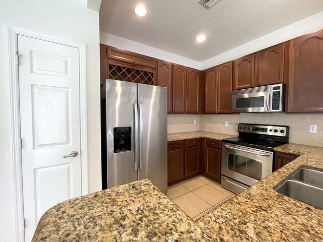 Building Photo - 6898 47th Ln N