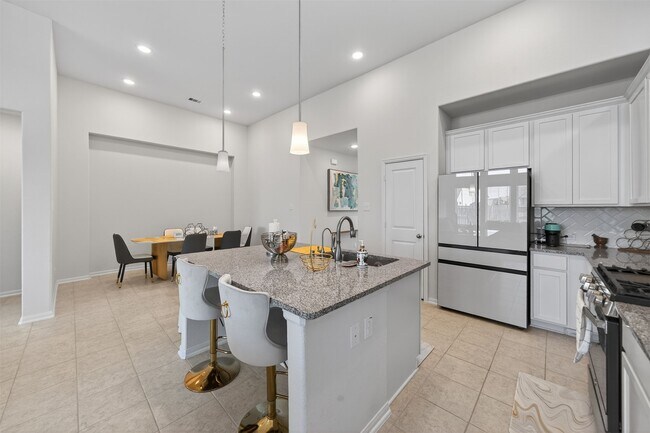 Building Photo - 2456 Solaris Bnd Dr