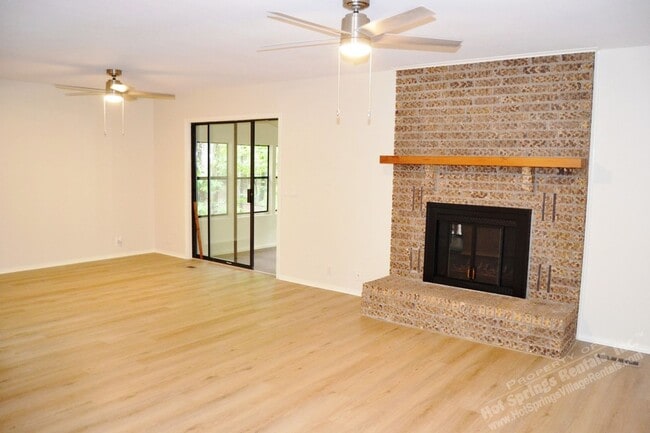 Building Photo - Carmona Area | Home | 71ColLWy