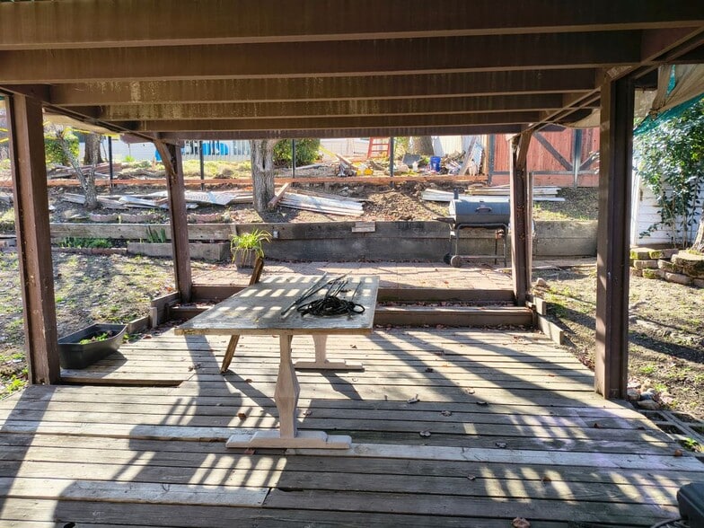 Building Photo - 1475 Godell St