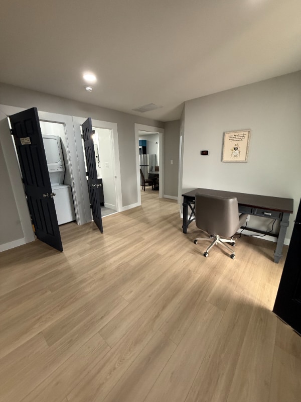 Building Photo - 2327 Jackson St