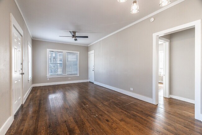 Building Photo - 206 Hoover Ave